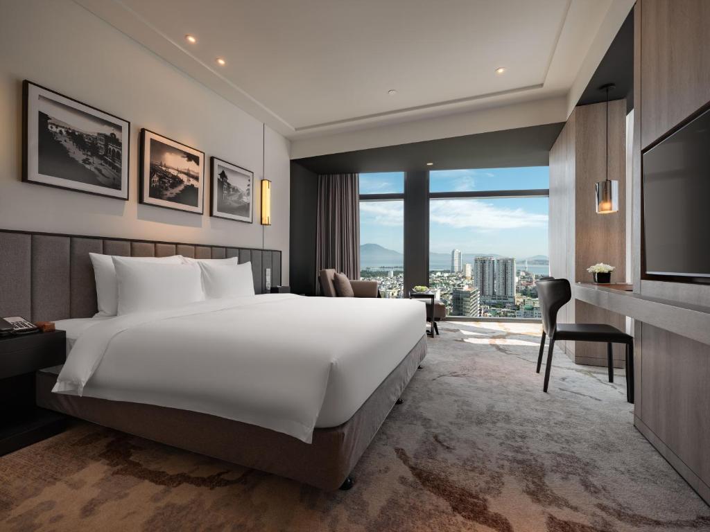 Bay Resort Hoian 5 Star