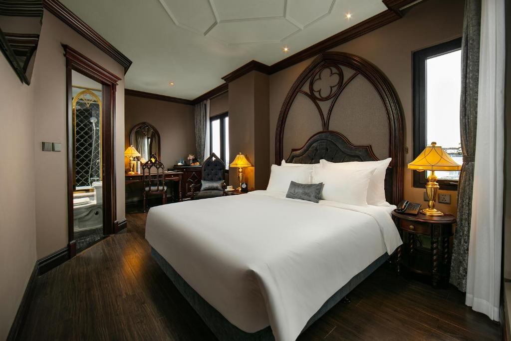 Le Chanvre Hanoi Hotel & Spa- 5 Star