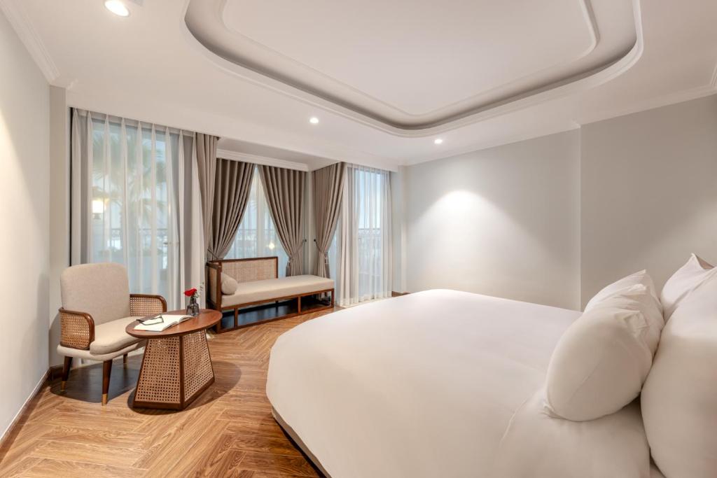 La Siesta Classic Hang Thung 5 Star