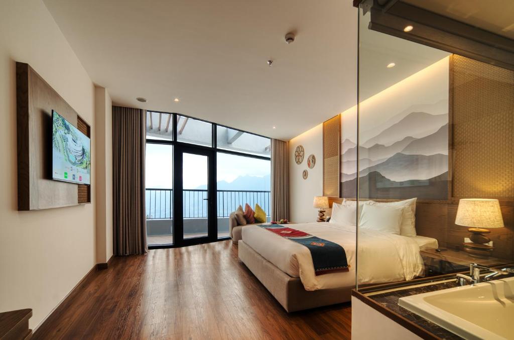 Lady Hill Sapa Resort