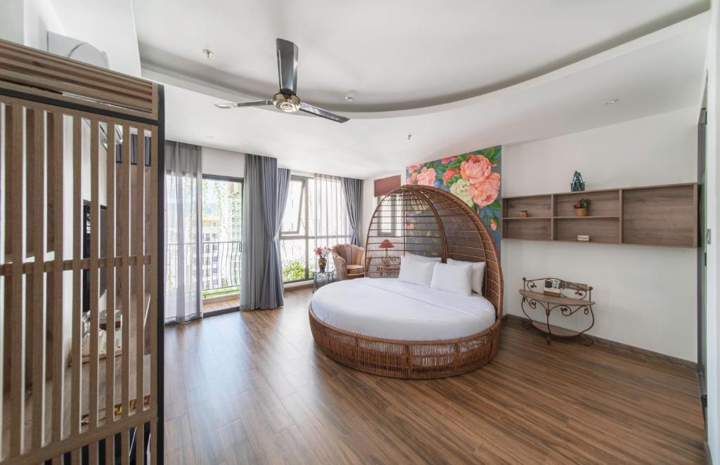 Aaron Boutique Hotel