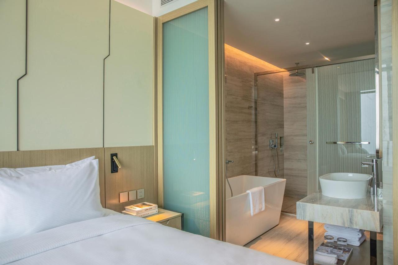 Awaken Da Nang Hotel