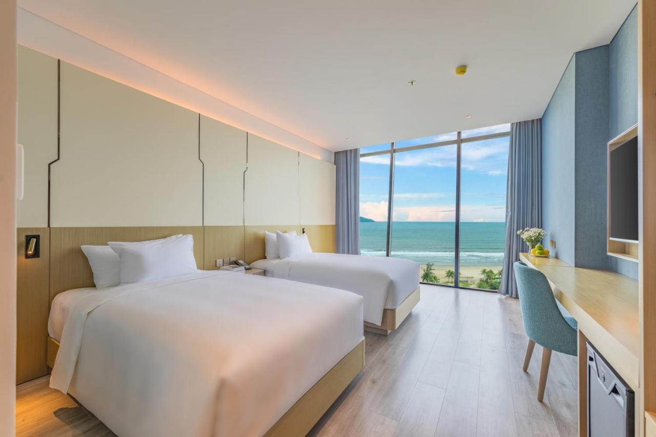 Awaken Da Nang Hotel