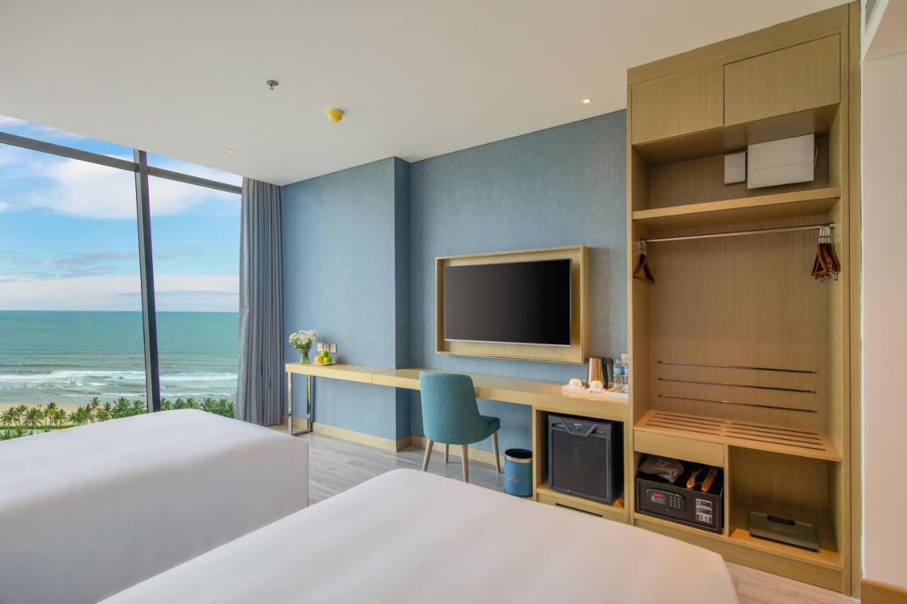 Awaken Da Nang Hotel