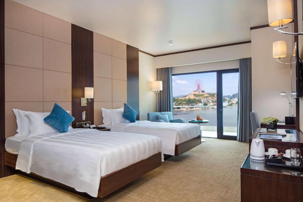 Wyndham Legend Halong