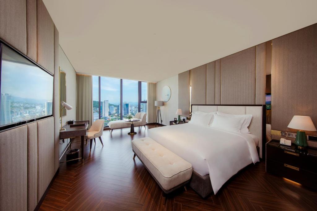 Sea Stars Hotel Ha Long