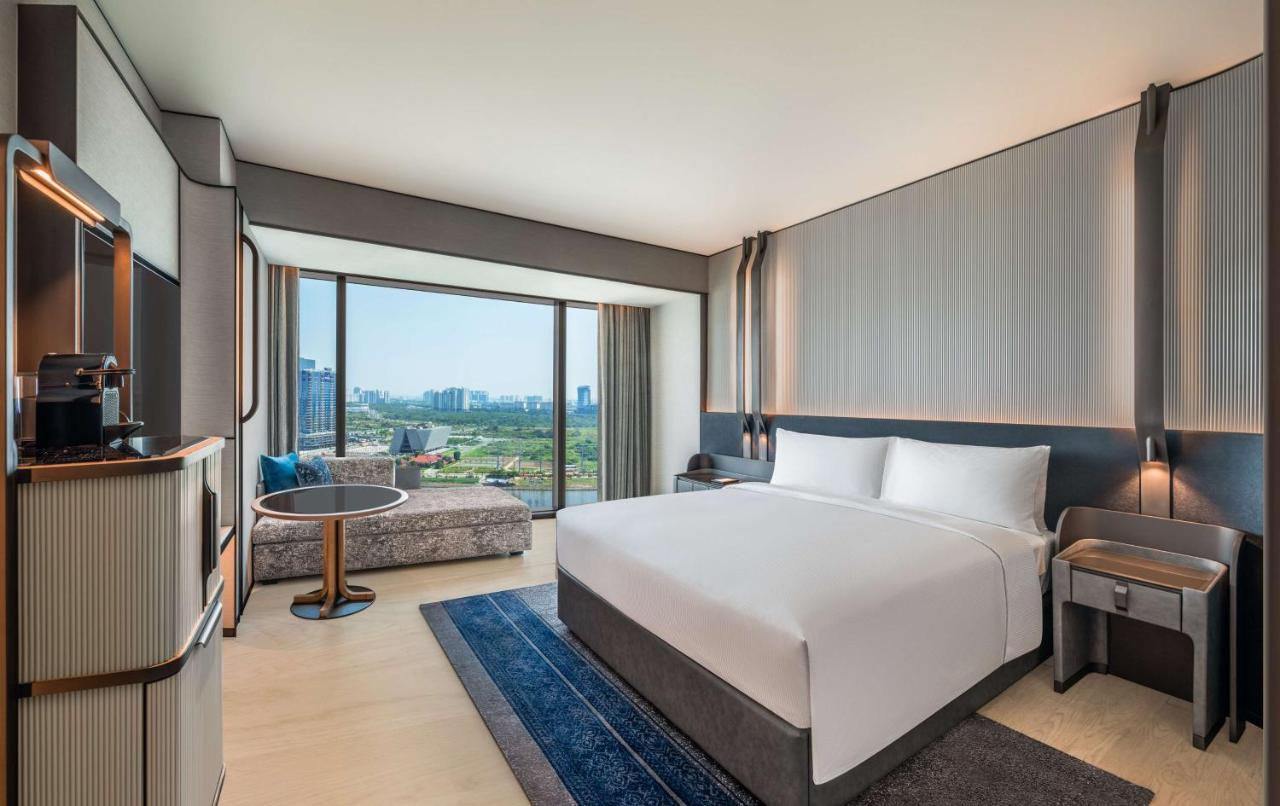 Hilton Saigon Hotel