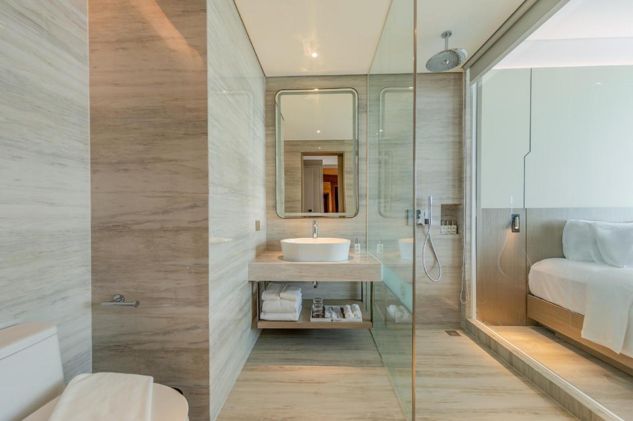 Awaken Da Nang Hotel