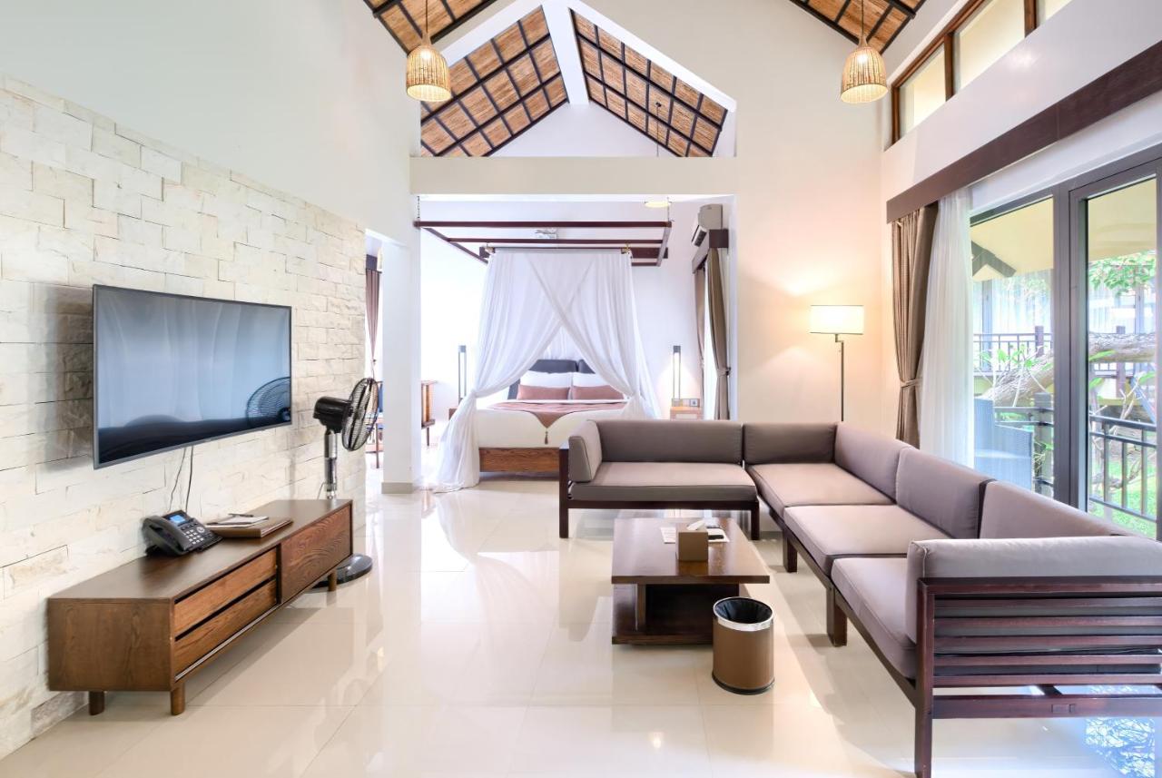 THE BLOSSOM RESORT ISLAND