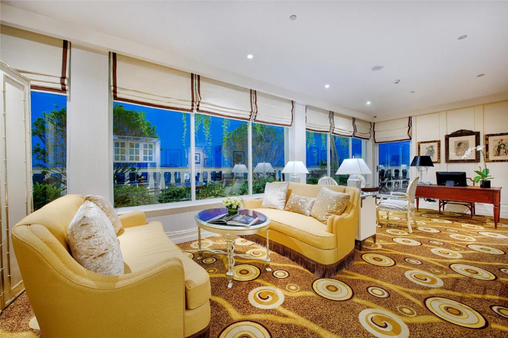 Apricot Hotel 5 Star