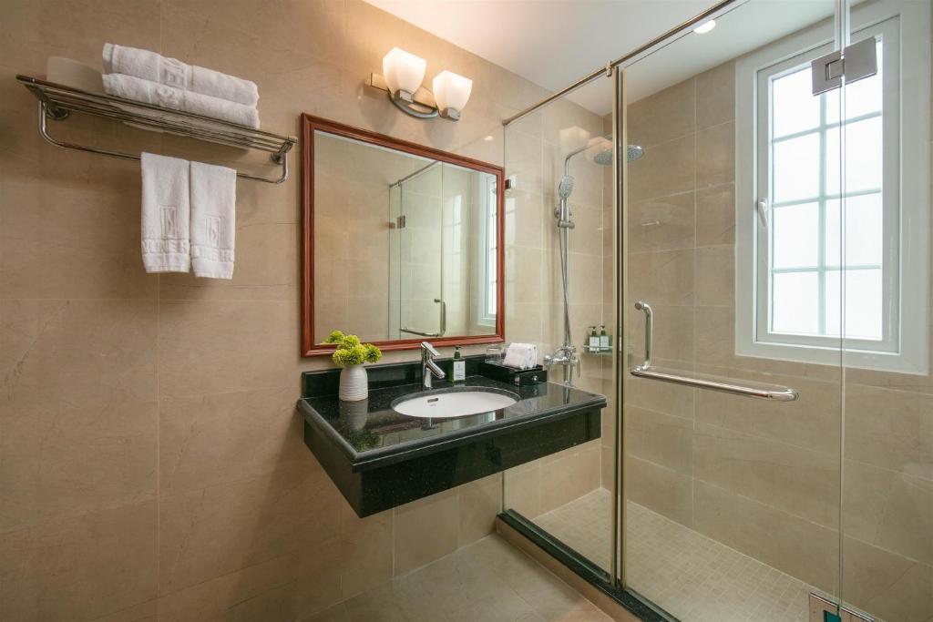Sunline Central Hotel