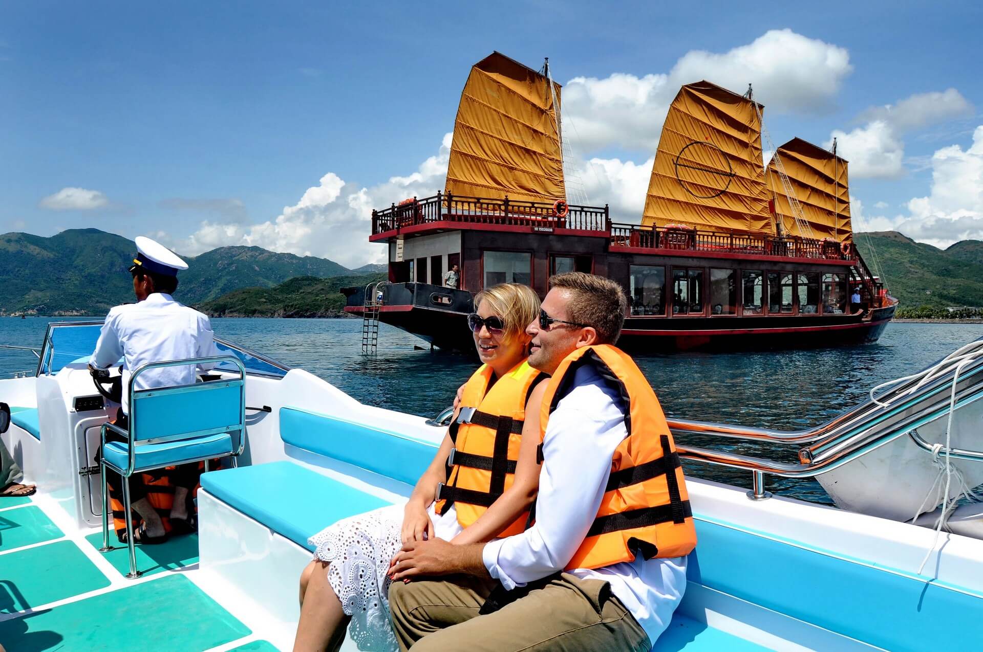 Sunset Cocktail and Dinner by Emperor Cruises in Nha Trang