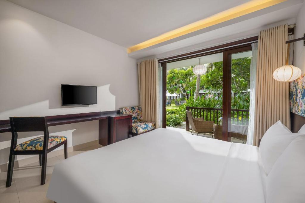 The Signature Hoi An