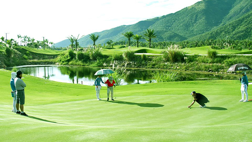 GIÁ SÂN GOLF VINPEARL NHA TRANG CẬP NHẬT MỚI NHẤT VỚI NHIỀU ƯU ĐÃI HẤP DẪN