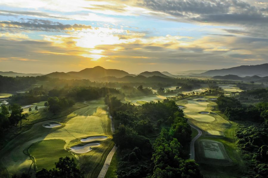 Danang Golf Packages 7 Days 6 Nights 4 Rounds