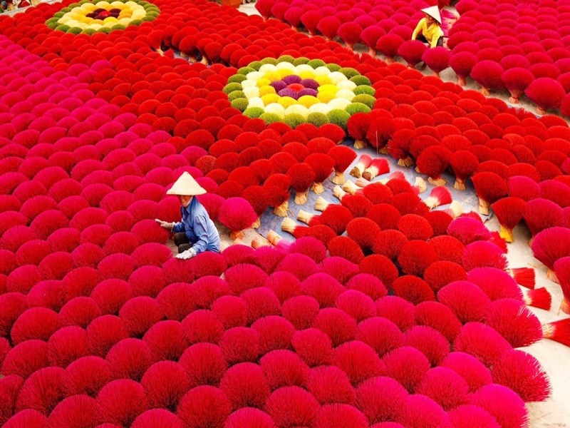 Hanoi Handicraft Villages Full Day Tour – Incense Village Tour