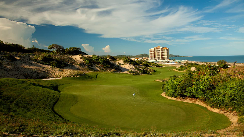 The Bluff Ho Tram Golf Course