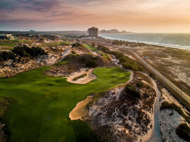 Hanoi & Ho Chi Minh City Golf Package 7 Days / 6 Nights 5 Rounds