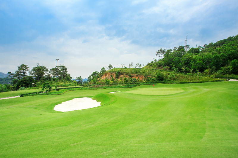 Hanoi Golf Packages with Halong Bay Cruise 9 Days 8 Nights 4 Rounds