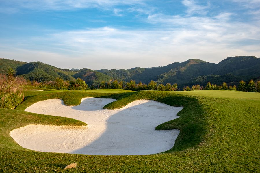 Hanoi- Nha Trang- Da Lat- Ho Chi Minh 15 Days 14 Nights 10 Rounds