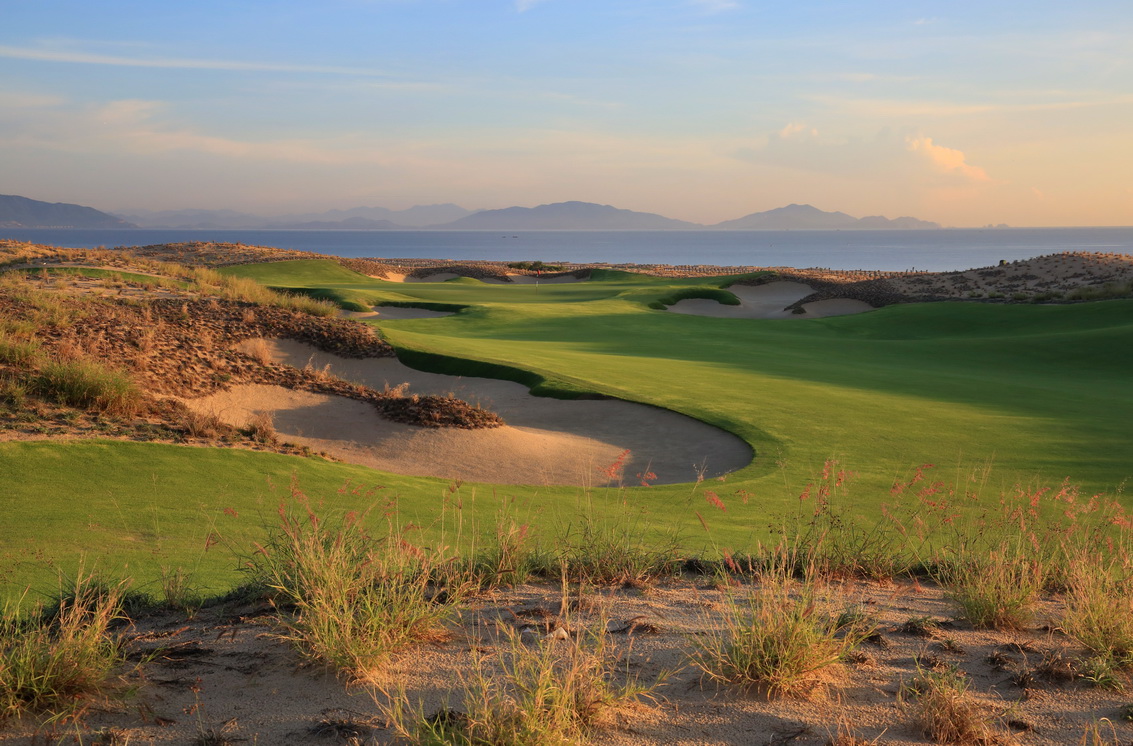 Sai Gon- Nha Trang - Da Lat Golf Packages 10 Days 9 Nights 6 Rounds
