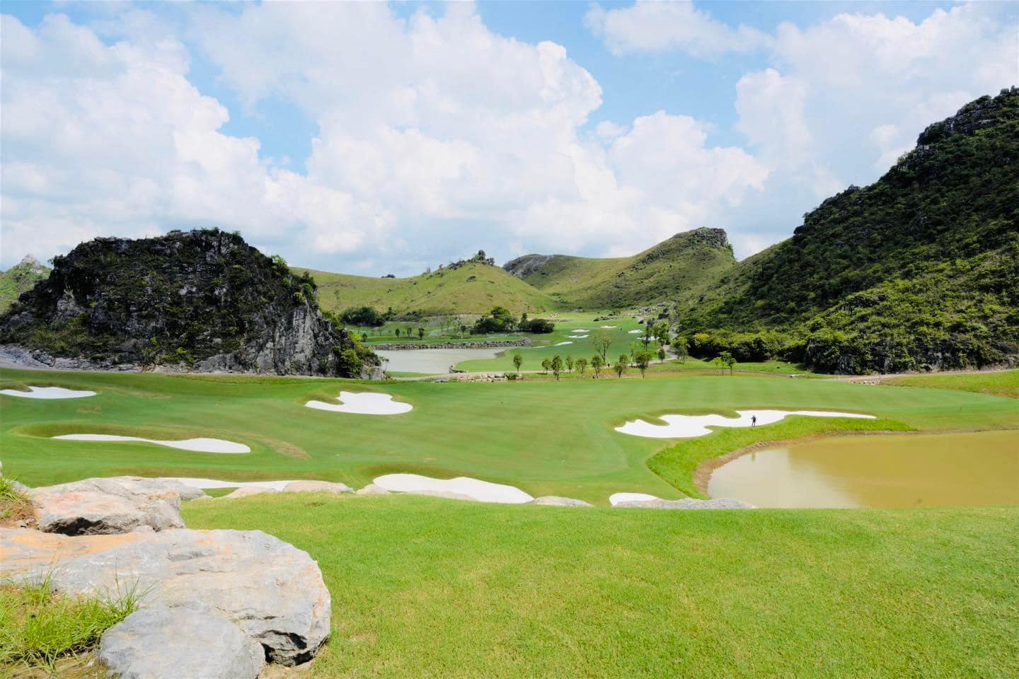 Hanoi- Nha Trang- Da Lat- Ho Chi Minh 15 Days 14 Nights 10 Rounds