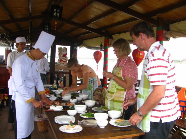 Amazing Hoi An cooking class half day