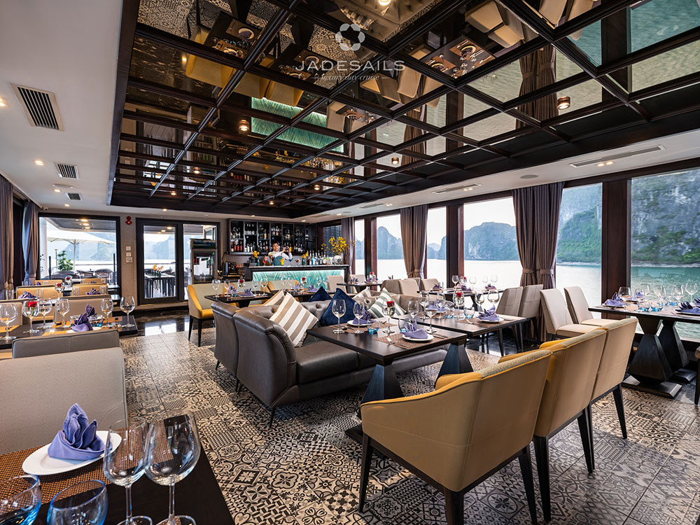 Halong Bay Day Cruise on Jade Sails