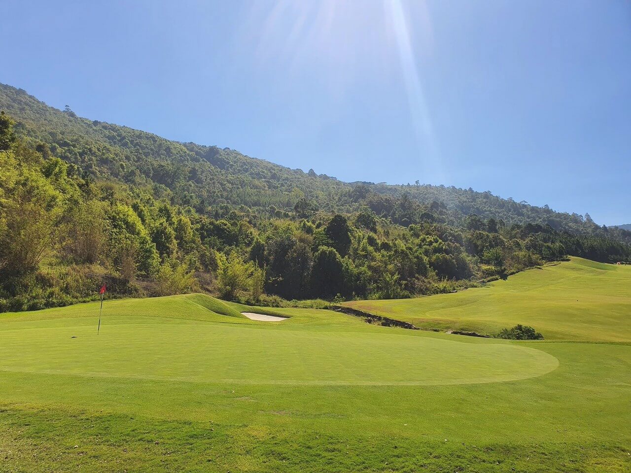 SamTuyen Lam Golf Club