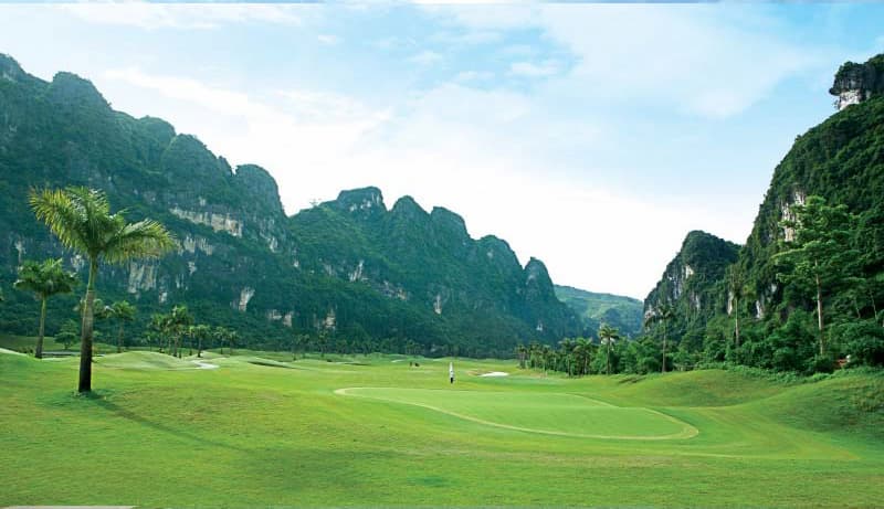 Phoenix Golf Resort