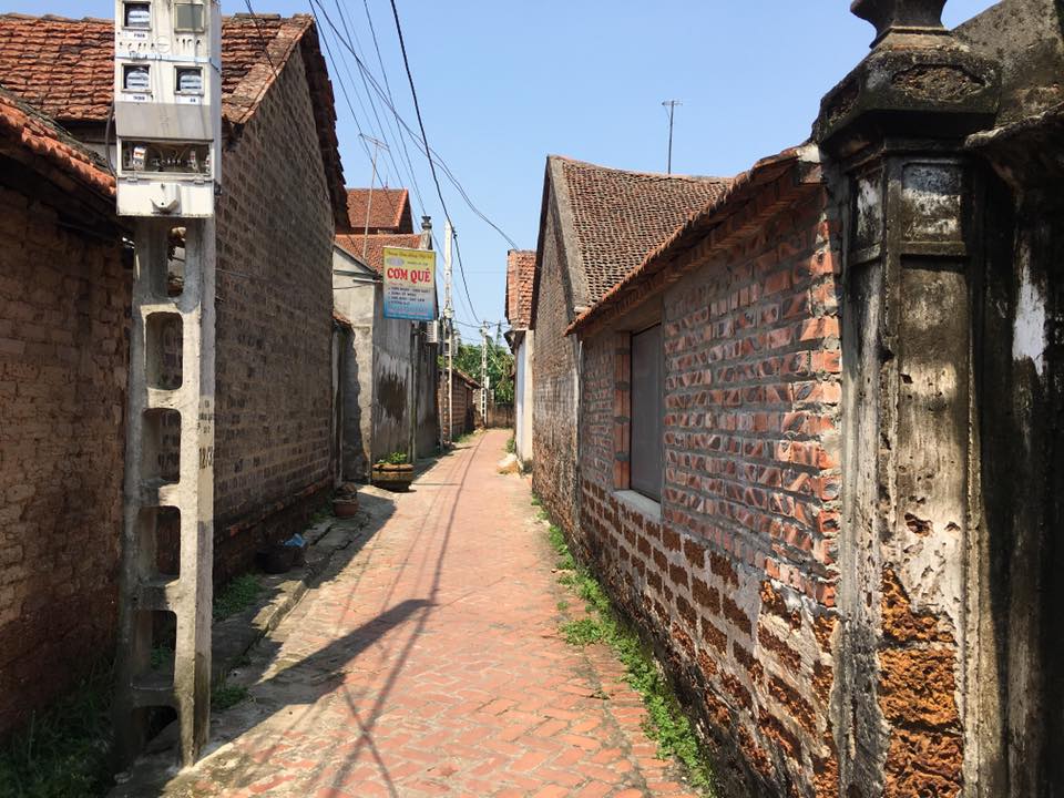 Duong Lam Ancient Village full day tour from Hanoi