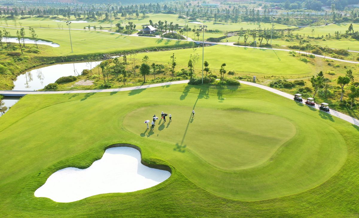 Vietnam & Thailand Golf and Sighseeing 13 Days 12 Nights 6 Rounds