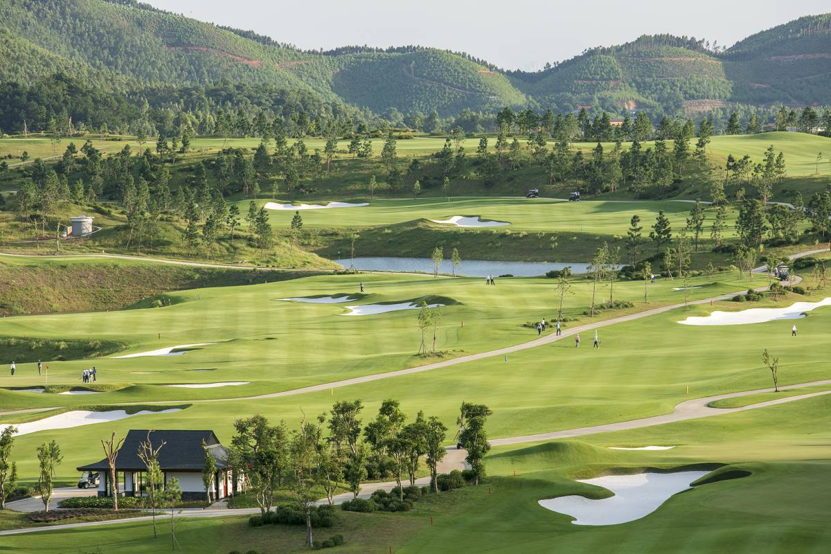 Vietnam & Thailand Golf and Sighseeing 13 Days 12 Nights 6 Rounds