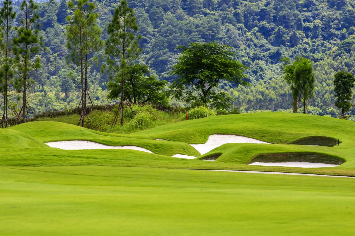 Vietnam & Thailand Golf and Sighseeing 13 Days 12 Nights 6 Rounds