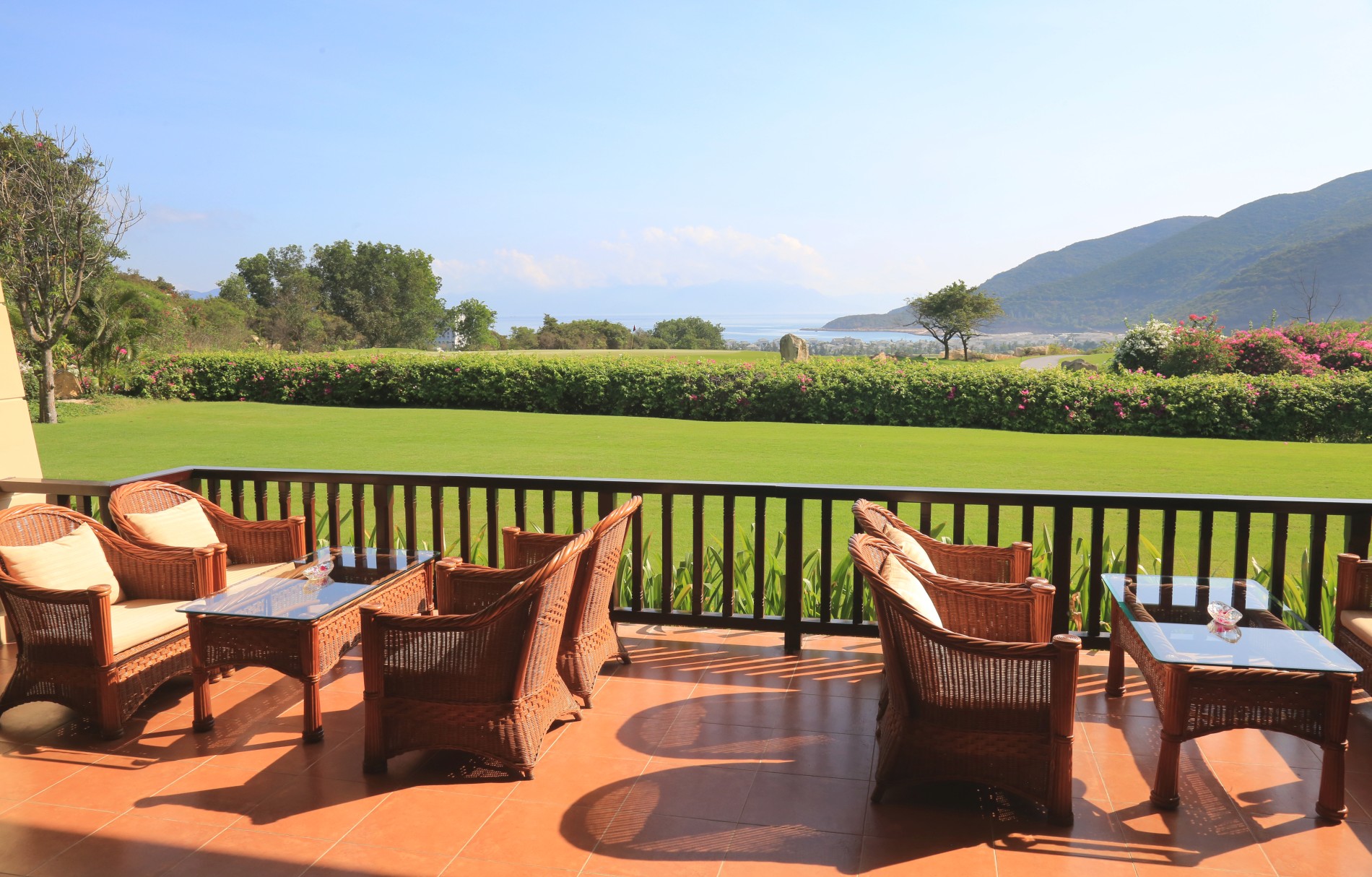 Sai Gon- Nha Trang - Da Lat Golf Packages 10 Days 9 Nights 6 Rounds
