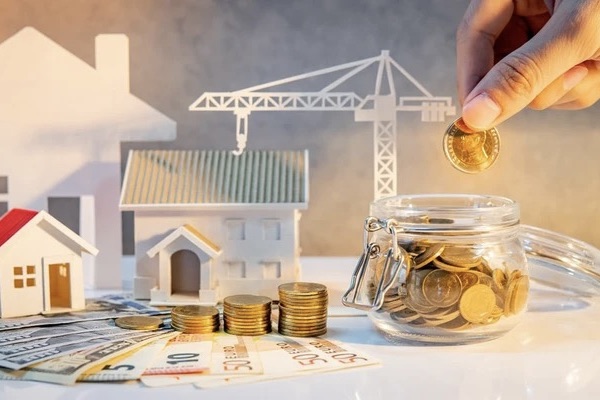 Vàng bình ổn, lãi suất tiết kiệm tăng ở mức thấp, chuyên gia cho rằng 13,5 triệu tỷ tiền gửi Ngân hàng sẽ chuyển hướng về bất động sản