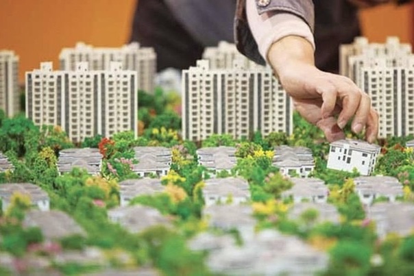 Dòng tiền ào ào đổ vào bất động sản