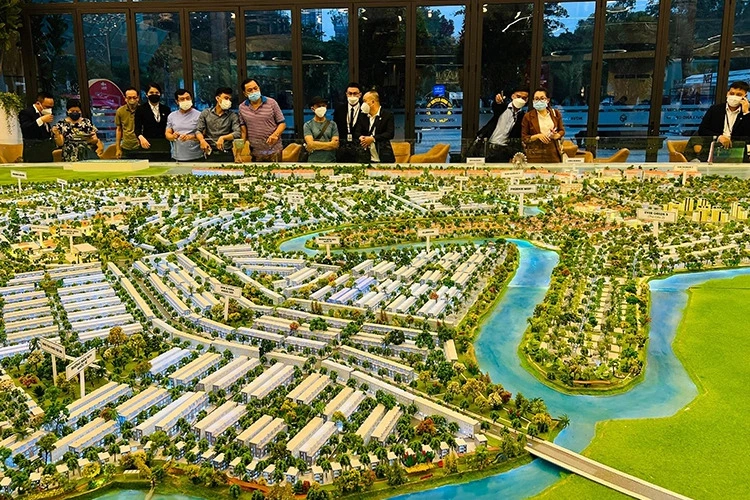 Dòng tiền hàng chục tỷ USD đang hướng vào bất động sản
