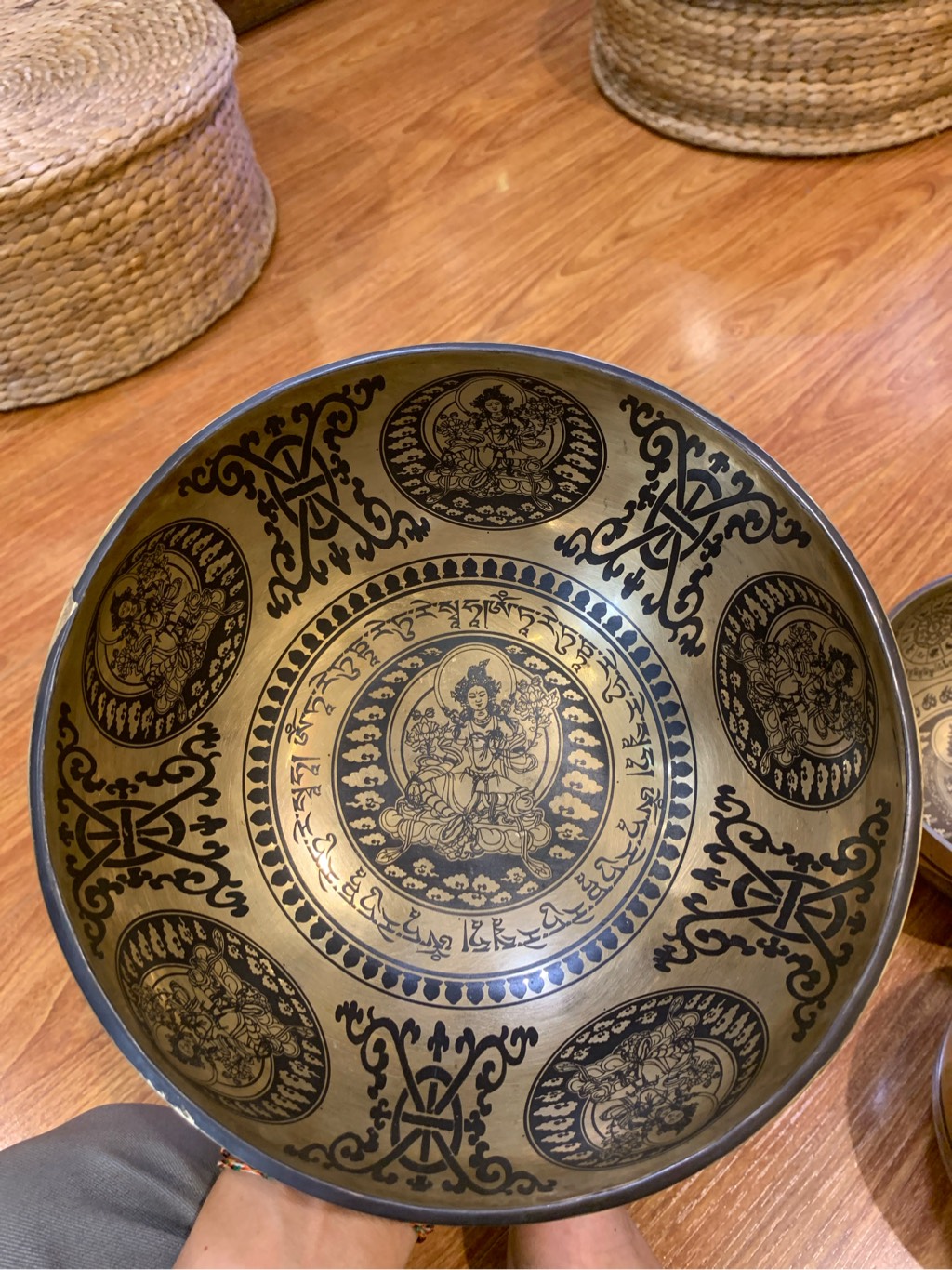 CHUÔNG XOAY KHẮC HOẠ TIẾT NEPAL