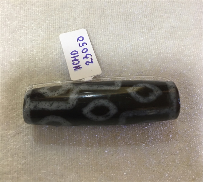 DZI 9 MẮT.46.7MMX14.1MM