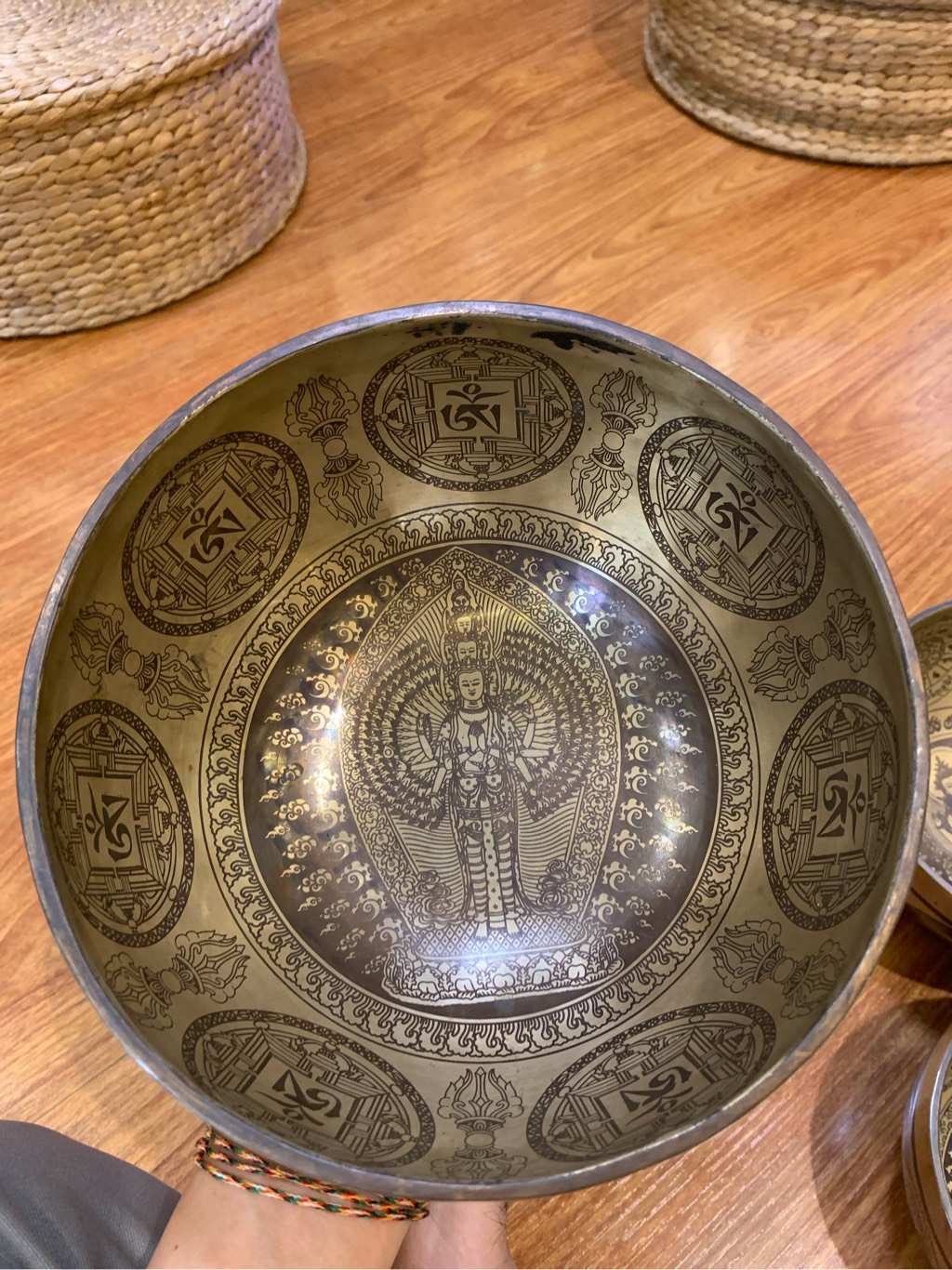 CHUÔNG XOAY KHẮC HOẠ TIẾT NEPAL