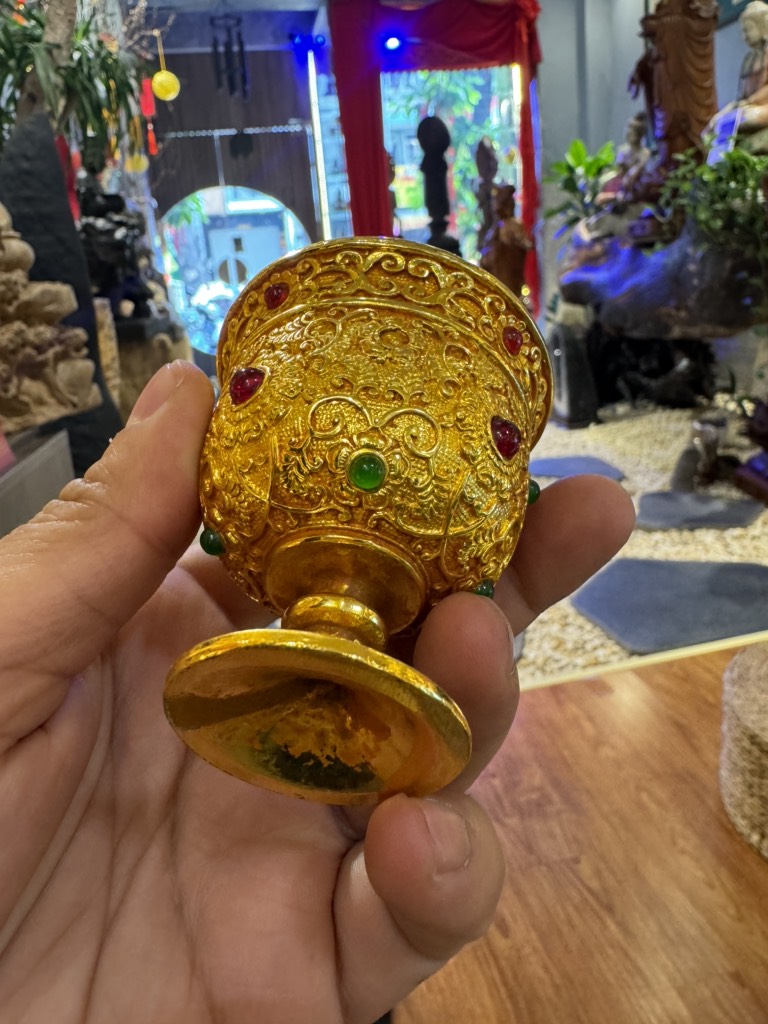 CHÉN ĐỒNG MẠ VÀNG ĐÍNH ĐÁ