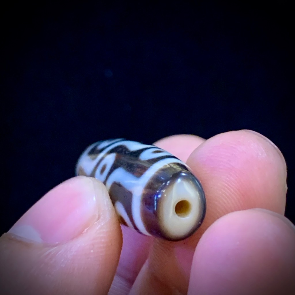 Dzi 9 Mắt Dẹt Truyền Thừa Tibet 4.2CM - Thành Tựu Viên Mãn