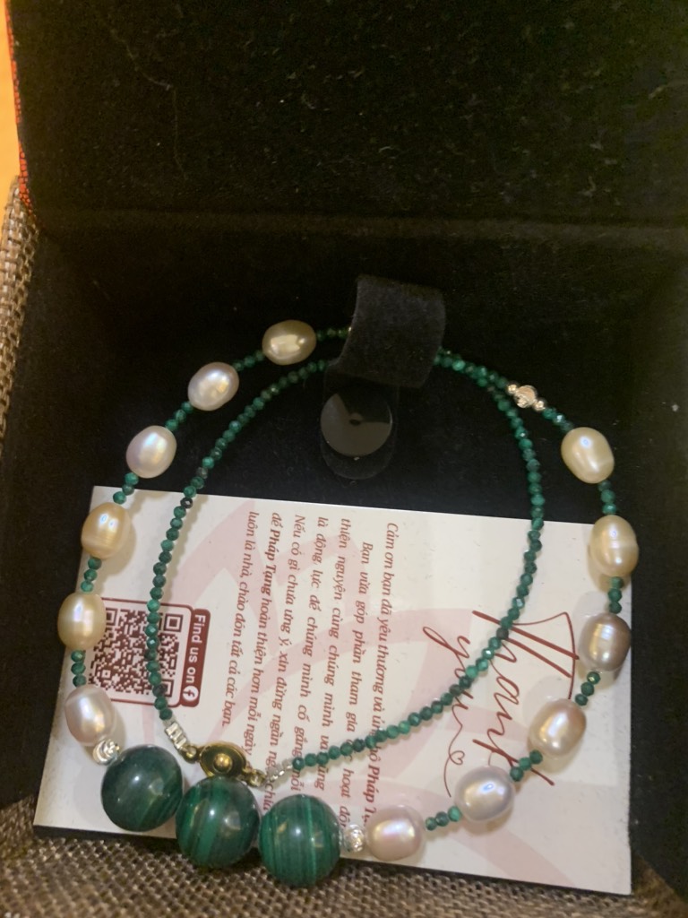 VÒNG MALACHITE PHỐI NGỌC TRAI ẤN