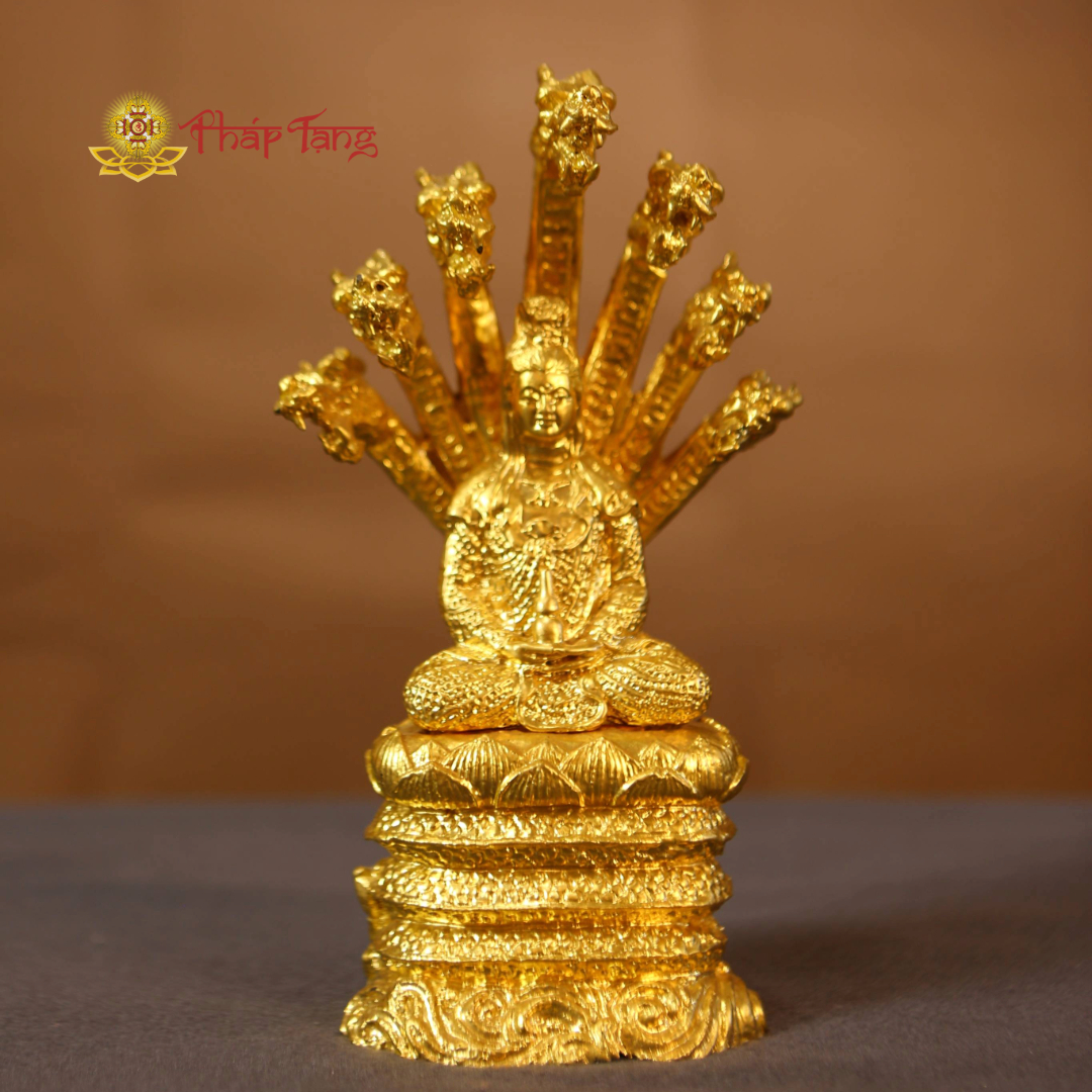 BỒ TÁT QUAN ÂM ĐƯỢC RẮN THẦN NAGA CHE MƯA DÁT VÀNG 20CM