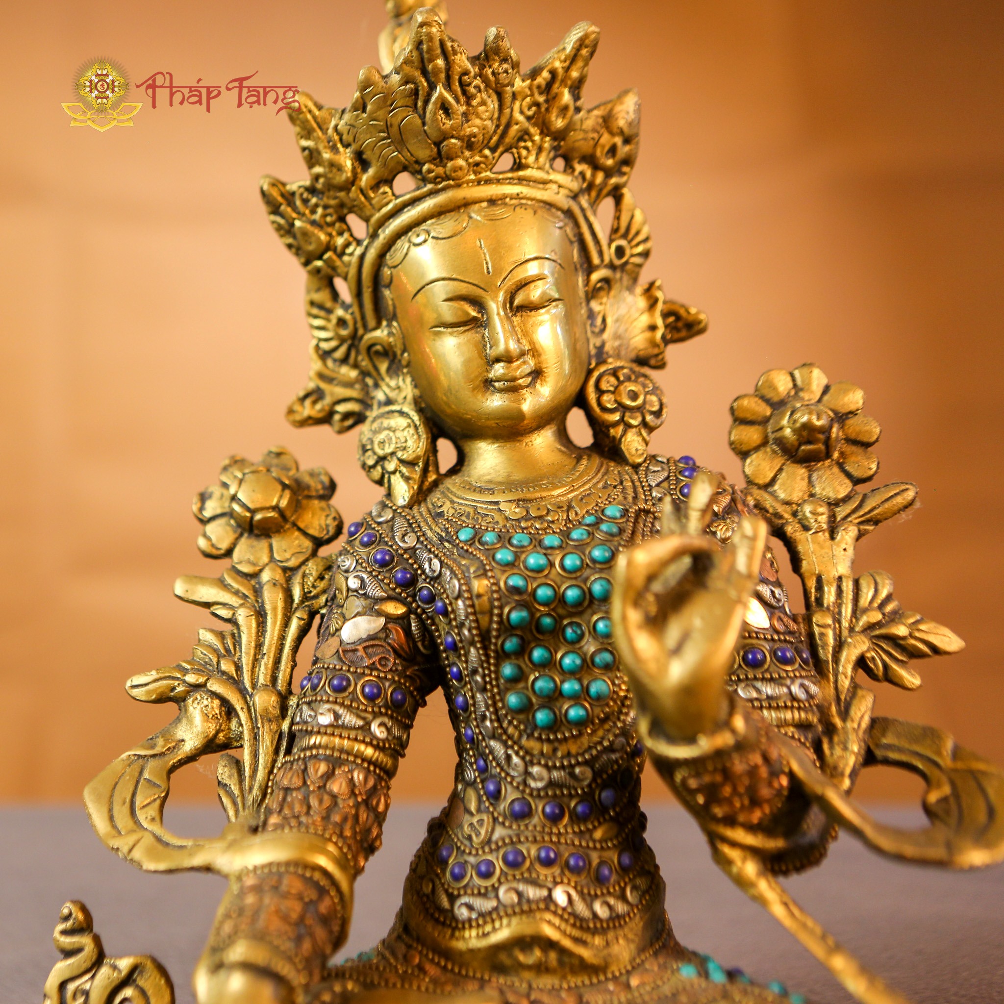 BỒ TÁT TARA TRẮNG ĐỒNG ĐÍNH ĐÁ ẤN ĐỘ 28CM