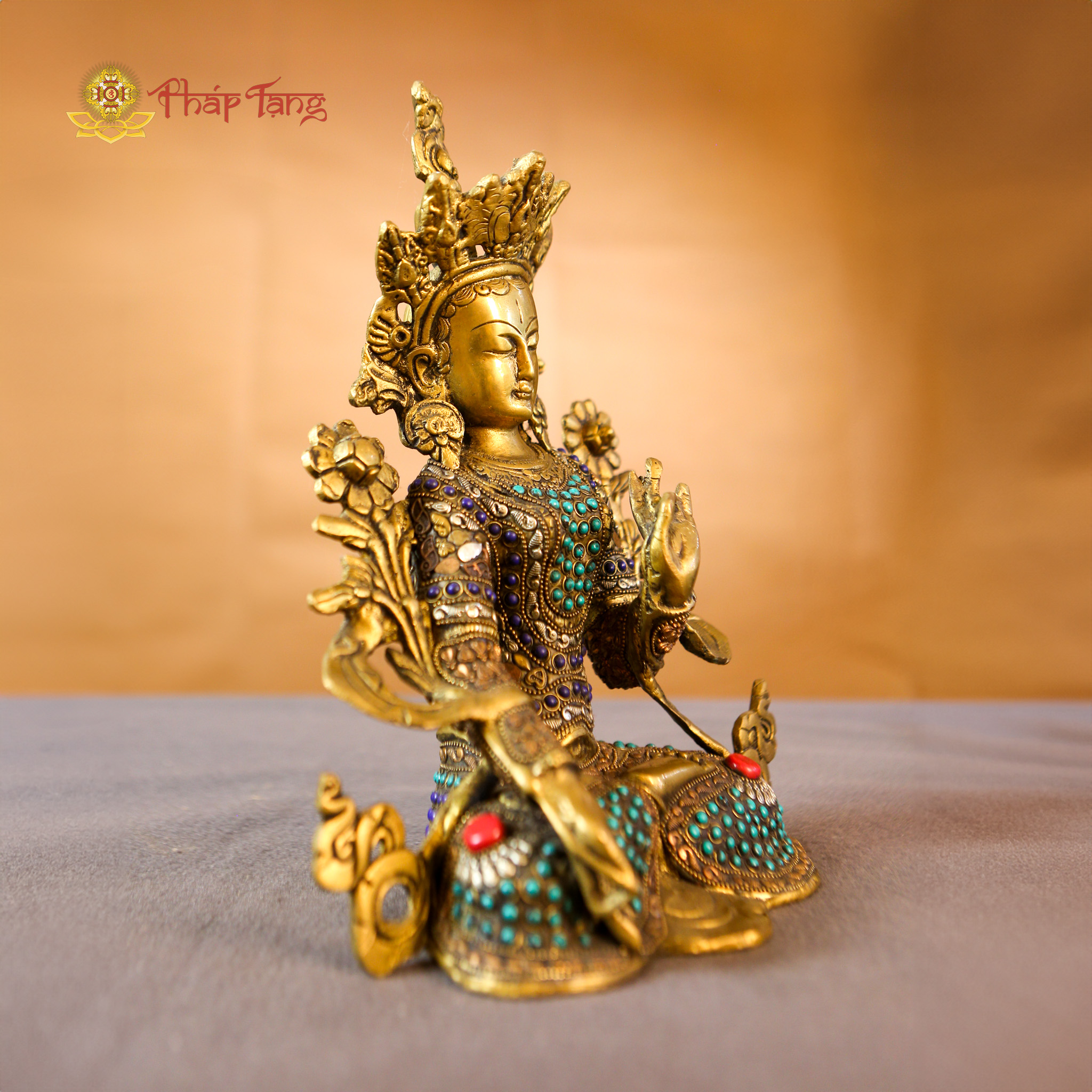 BỒ TÁT TARA TRẮNG ĐỒNG ĐÍNH ĐÁ ẤN ĐỘ 28CM