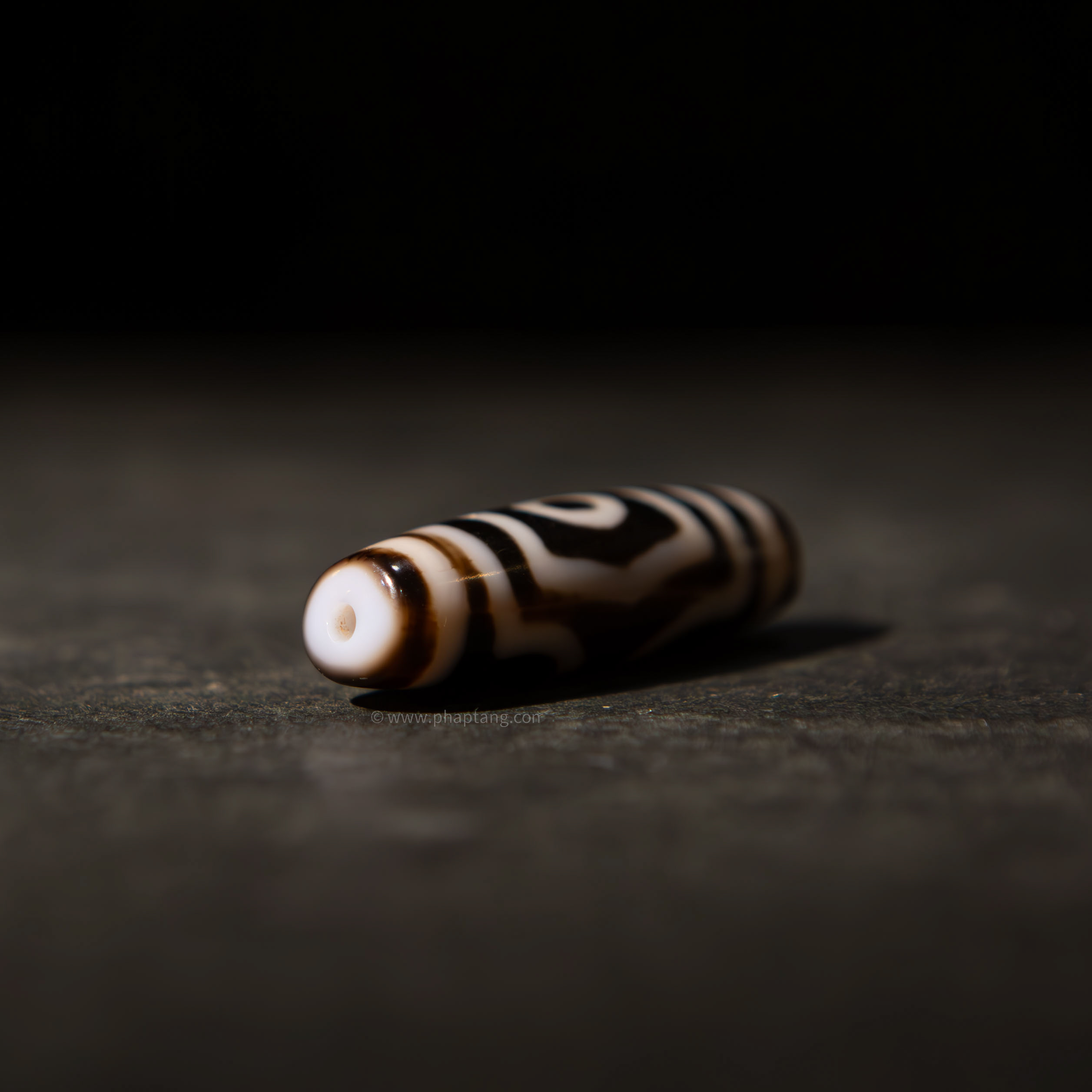 DZI 3 MẮT HQ THÂN ĐEN VỆT SẮNG TRUYỀN THỪA