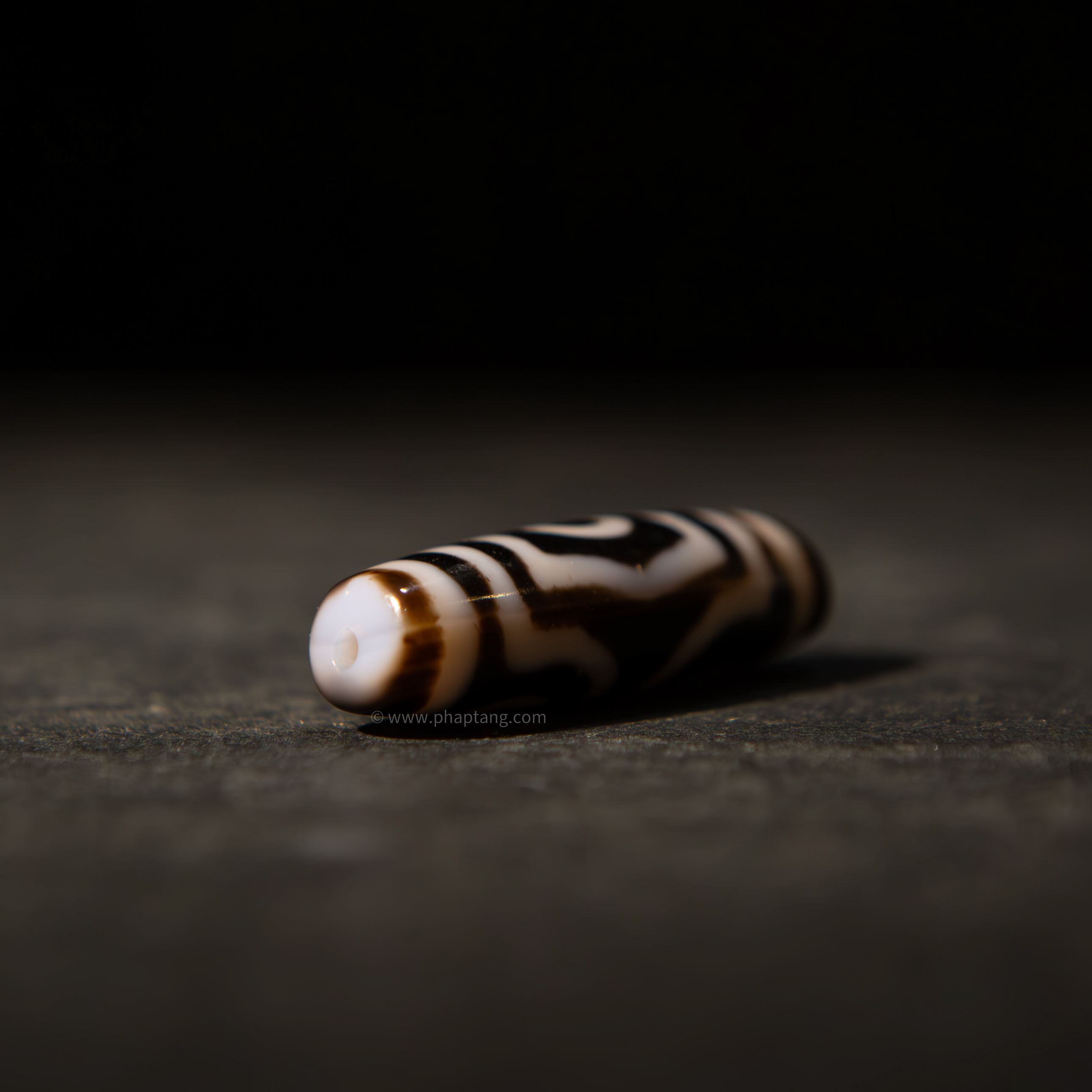 DZI 3 MẮT HQ THÂN ĐEN VỆT SẮNG TRUYỀN THỪA