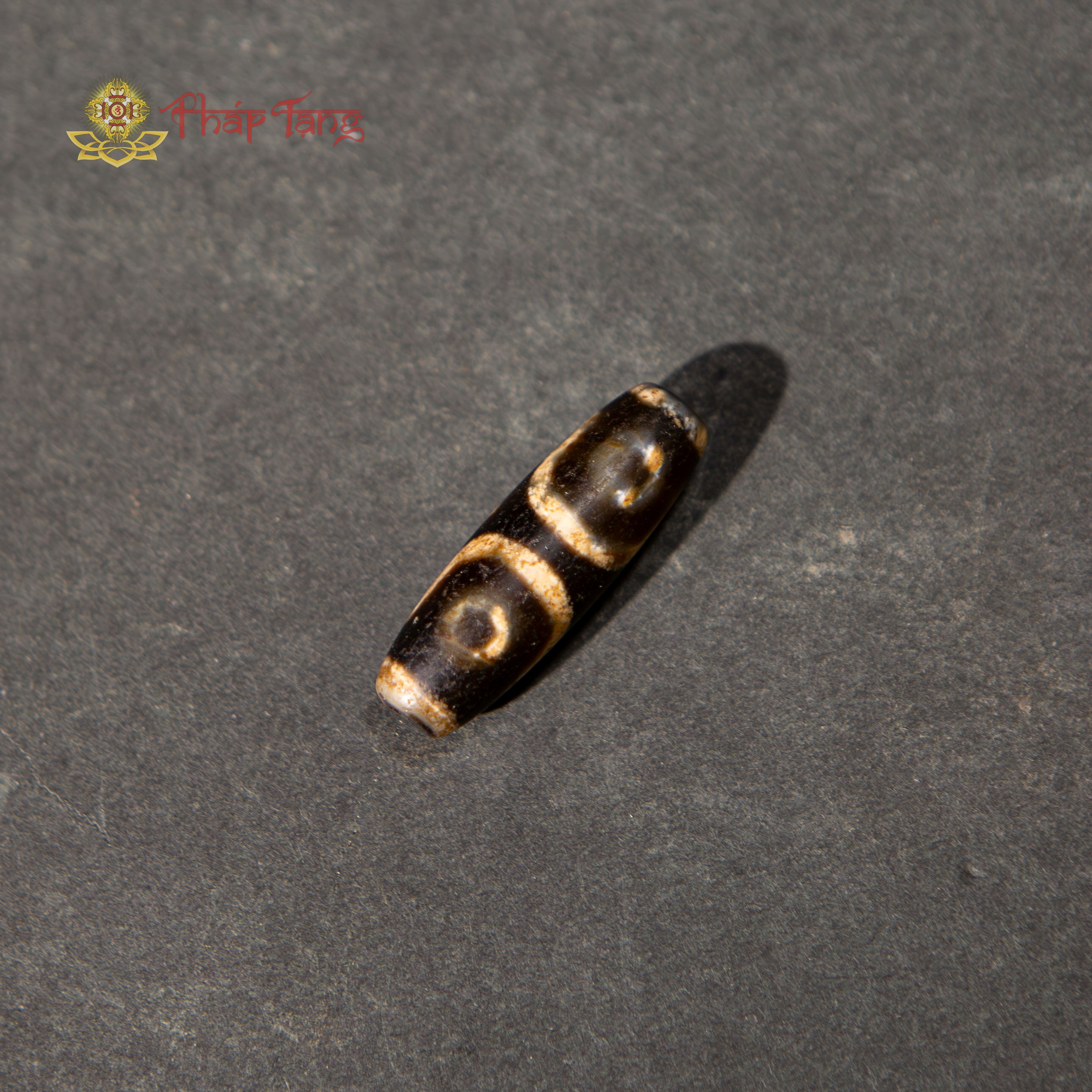 DZI THIÊN CHÂU HÀNH GIẢ TIBET 3 MẮT THÂN ĐEN ĐB 36.7MM